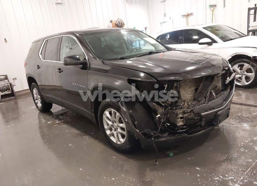 2018 Chevrolet Traverse LS (VIN 1GNEVFKW7JJ257543) main photo
