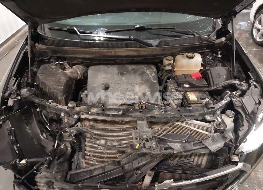 Photo 10 of 2018 Chevrolet Traverse LS (VIN 1GNEVFKW7JJ257543)