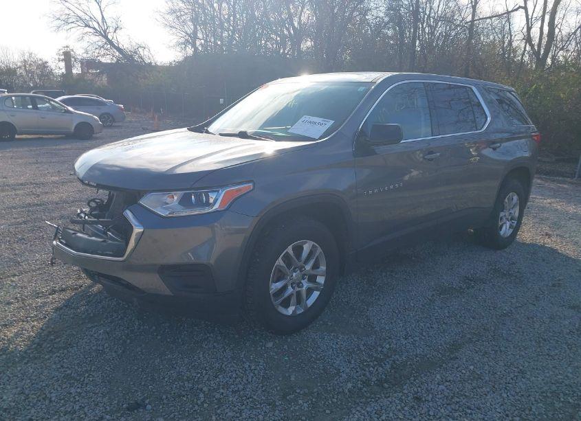 Photo 2 of 2020 Chevrolet Traverse AWD LS (VIN 1GNEVFKW8LJ130254)