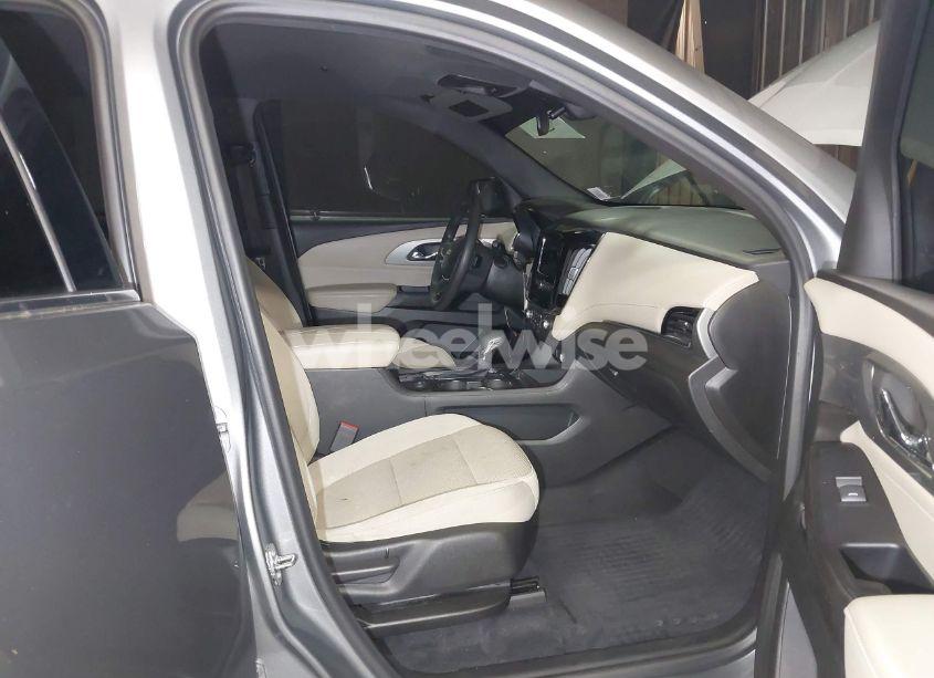 Photo 5 of 2023 Chevrolet Traverse AWD LS (VIN 1GNEVFKW8PJ141826)