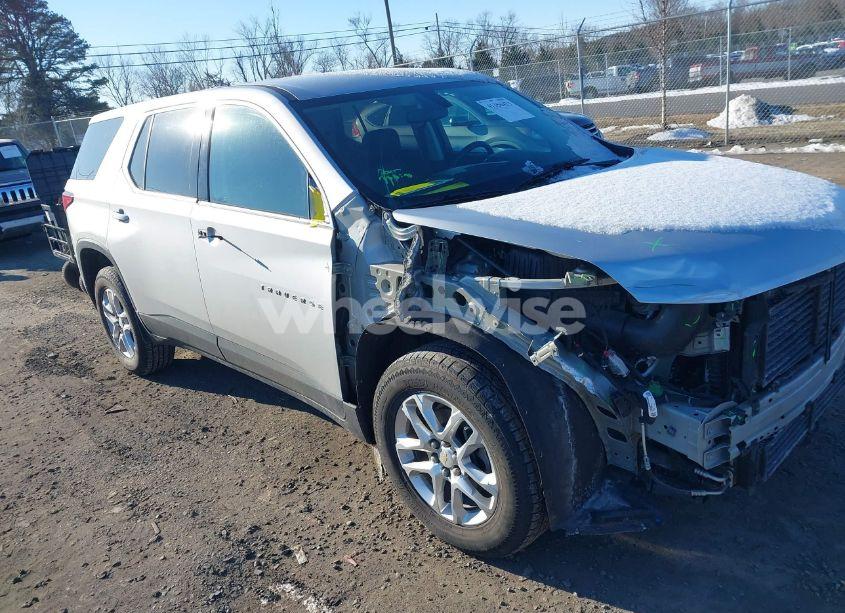2018 Chevrolet Traverse LS (VIN 1GNEVFKW9JJ278636) main photo