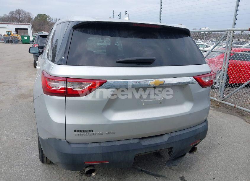 Photo 16 of 2019 Chevrolet Traverse LS (VIN 1GNEVFKW9KJ134165)