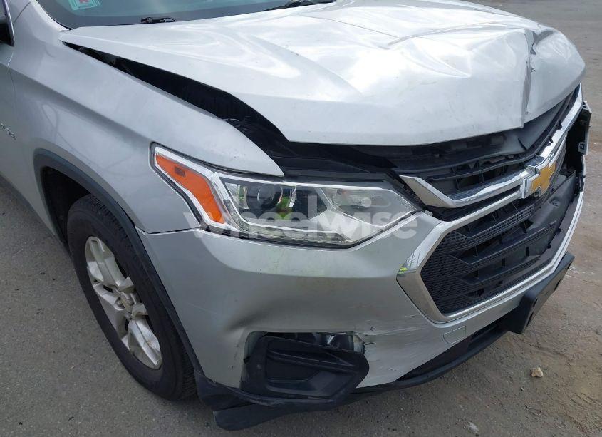 Photo 17 of 2019 Chevrolet Traverse LS (VIN 1GNEVFKW9KJ134165)