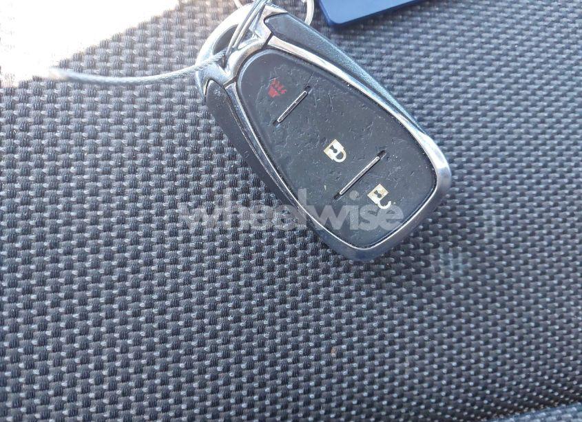 Photo 11 of 2020 Chevrolet Traverse AWD LS (VIN 1GNEVFKW9LJ287890)