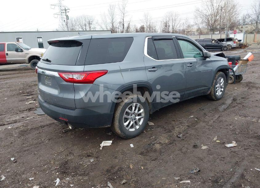 Photo 4 of 2021 Chevrolet Traverse AWD LS (VIN 1GNEVFKW9MJ238206)