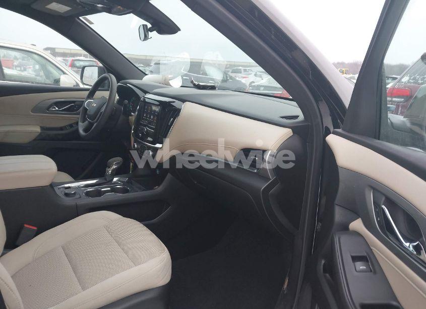 Photo 5 of 2023 Chevrolet Traverse AWD LS (VIN 1GNEVFKW9PJ153242)