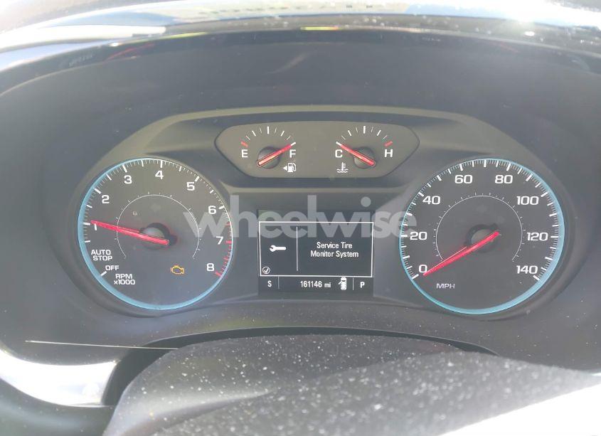 Photo 7 of 2019 Chevrolet Traverse LS (VIN 1GNEVFKWXKJ239779)