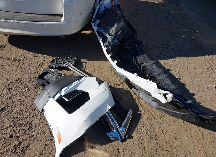 Photo 12 of 2022 Chevrolet Traverse AWD LS (VIN 1GNEVFKWXNJ192581)