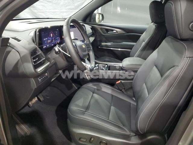 Photo 2 of 2026 CHEVROLET TRAVERSE LT (VIN 1GNEVGKS1TJ137288)
