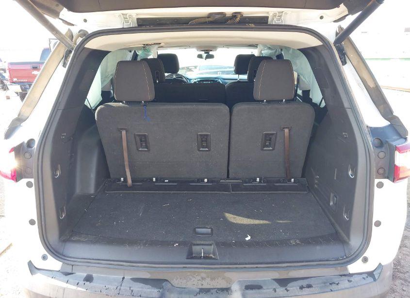 Photo 16 of 2018 Chevrolet Traverse 1LT (VIN 1GNEVGKW0JJ159492)