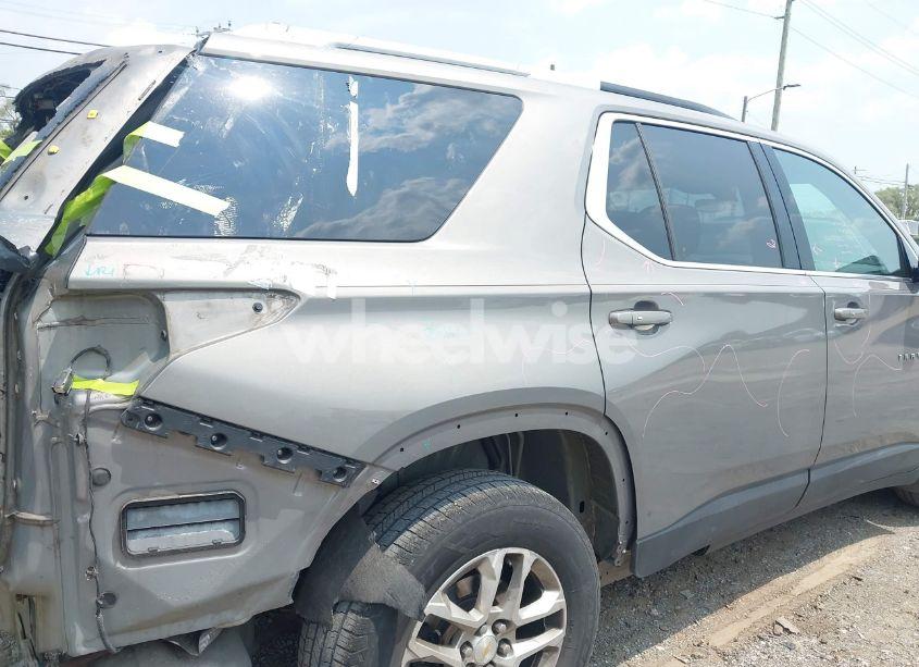 Photo 18 of 2018 Chevrolet Traverse 1LT (VIN 1GNEVGKW0JJ165812)