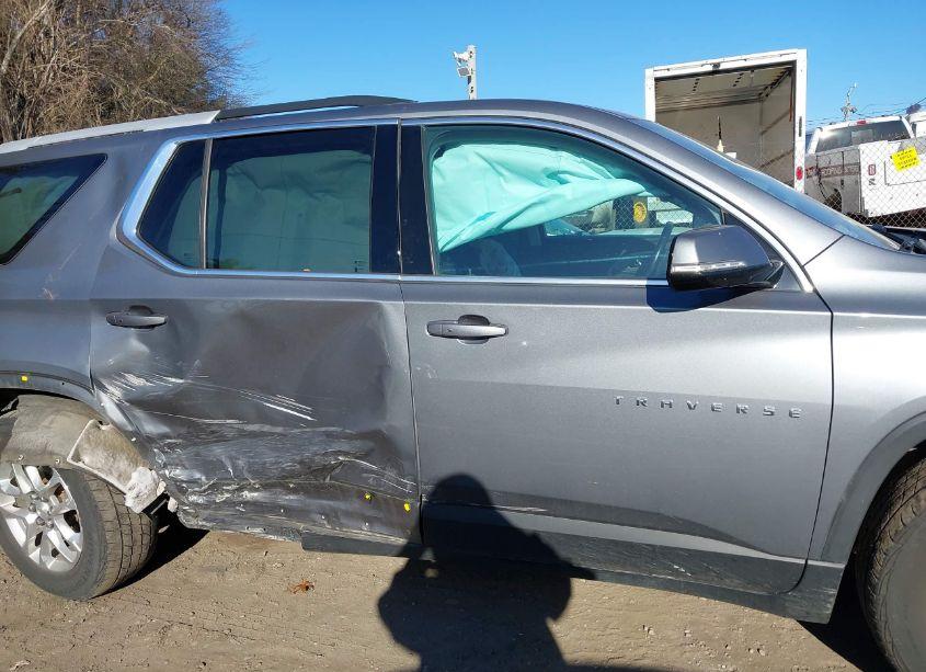 Photo 13 of 2018 Chevrolet Traverse 1LT (VIN 1GNEVGKW0JJ228343)