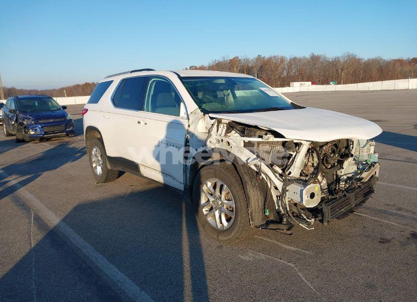 2018 Chevrolet Traverse 1LT (VIN 1GNEVGKW0JJ248835) main photo