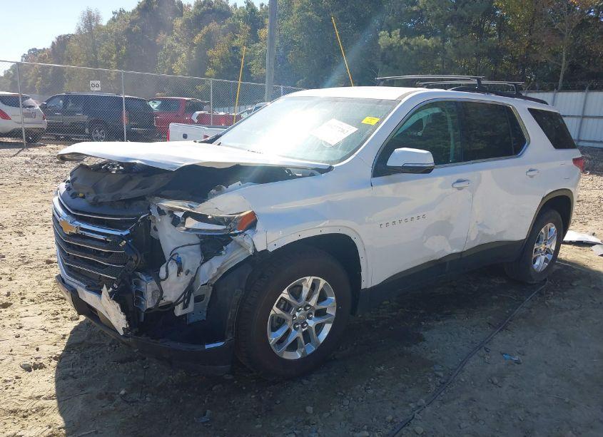 Photo 2 of 2019 Chevrolet Traverse 1LT (VIN 1GNEVGKW0KJ103151)