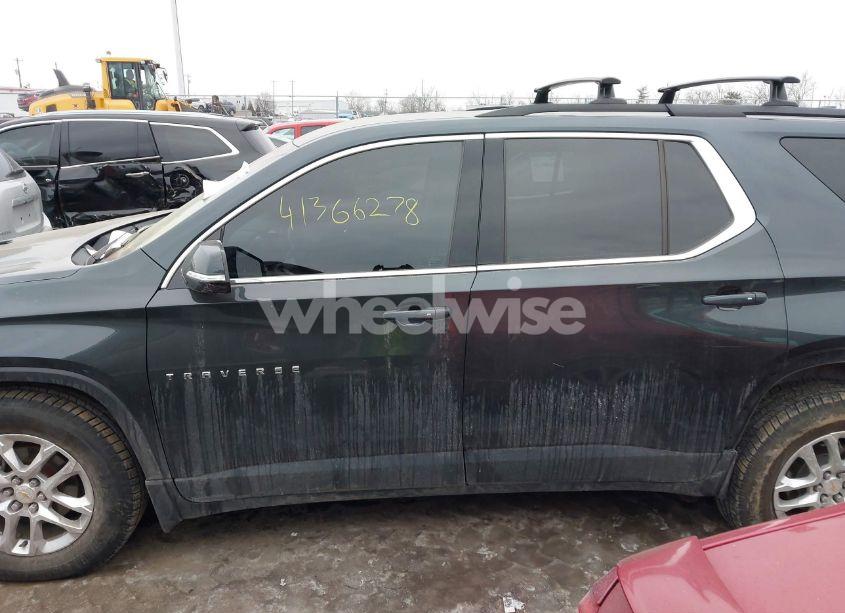 Photo 14 of 2019 Chevrolet Traverse 1LT (VIN 1GNEVGKW0KJ291962)