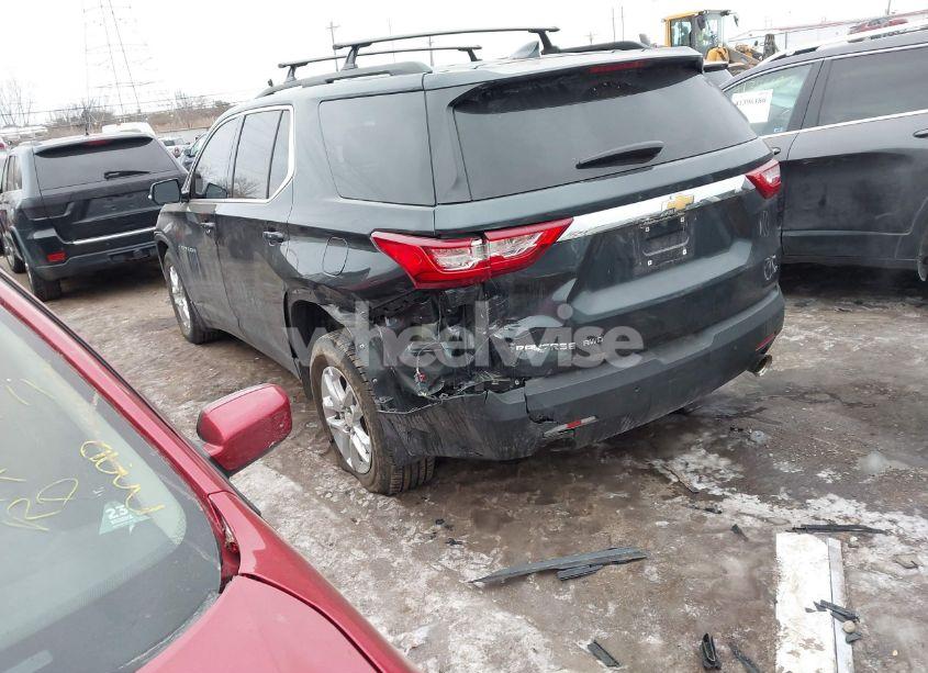Photo 3 of 2019 Chevrolet Traverse 1LT (VIN 1GNEVGKW0KJ291962)