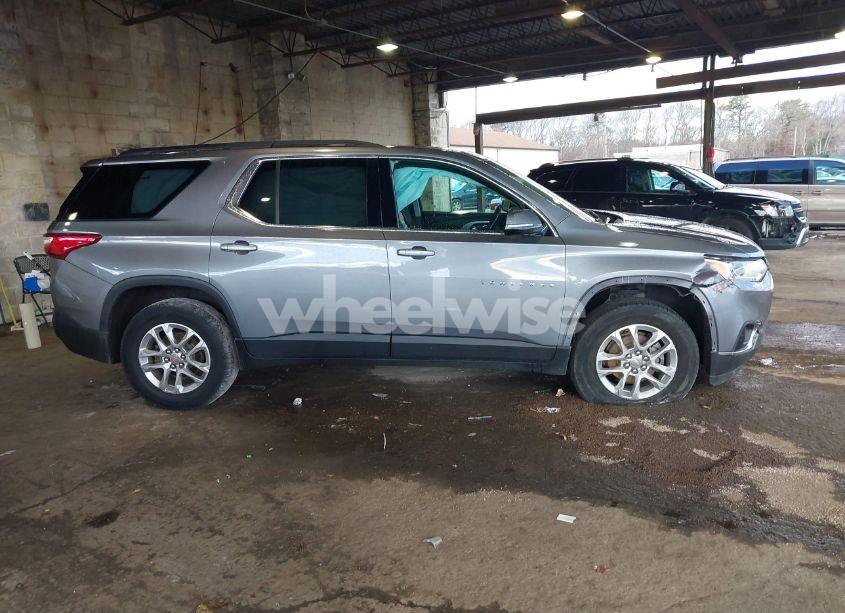 Photo 14 of 2019 Chevrolet Traverse 1LT (VIN 1GNEVGKW0KJ306024)