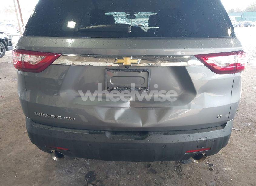 Photo 6 of 2019 Chevrolet Traverse 1LT (VIN 1GNEVGKW0KJ306024)