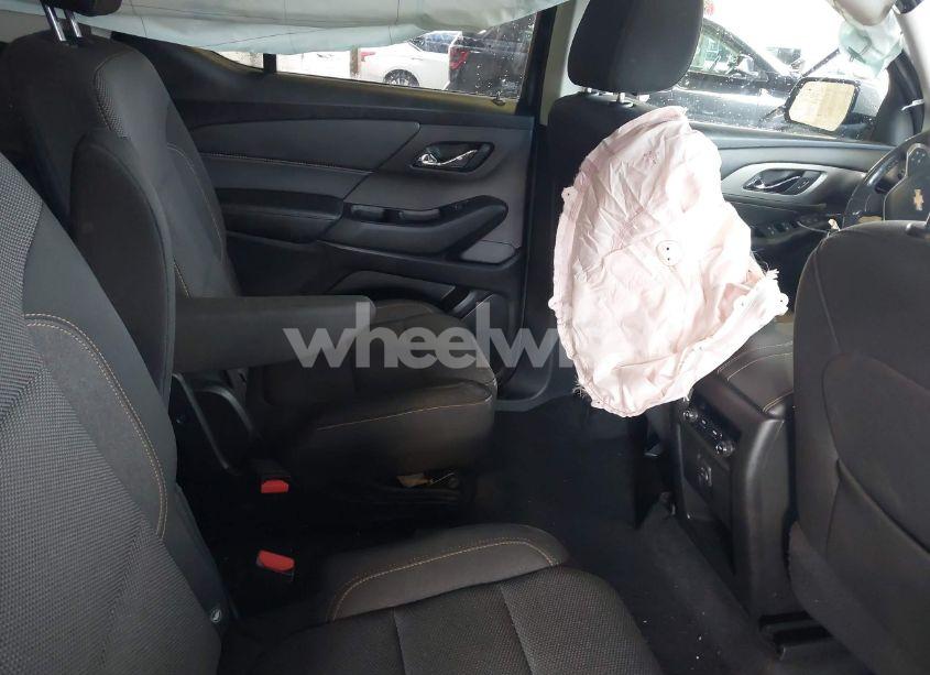 Photo 8 of 2019 Chevrolet Traverse 1LT (VIN 1GNEVGKW0KJ306024)