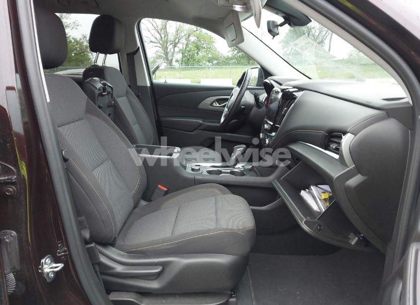 Photo 5 of 2021 Chevrolet Traverse AWD LT CLOTH (VIN 1GNEVGKW0MJ205519)