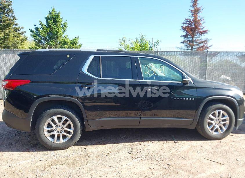 Photo 13 of 2018 Chevrolet Traverse 1LT (VIN 1GNEVGKW1JJ189116)