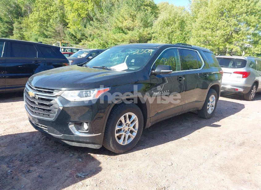 Photo 2 of 2018 Chevrolet Traverse 1LT (VIN 1GNEVGKW1JJ189116)