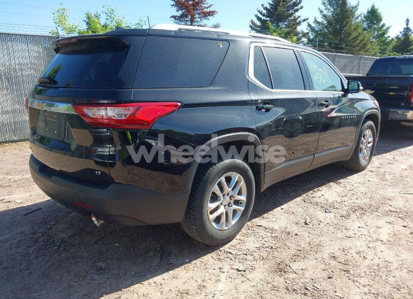 Photo 4 of 2018 Chevrolet Traverse 1LT (VIN 1GNEVGKW1JJ189116)