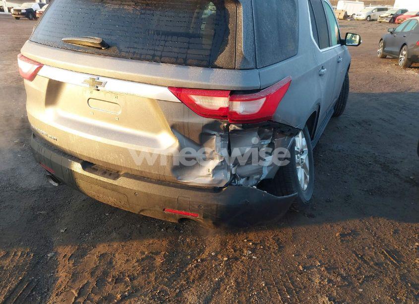 Photo 17 of 2018 Chevrolet Traverse 1LT (VIN 1GNEVGKW1JJ224107)