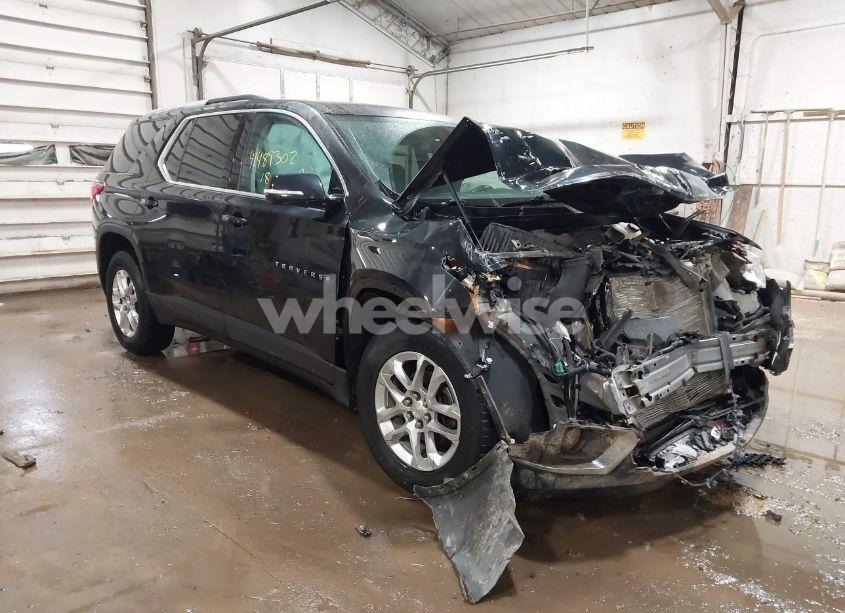 2018 Chevrolet Traverse 1LT (VIN 1GNEVGKW1JJ235513) main photo