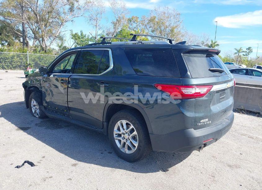Photo 3 of 2018 Chevrolet Traverse 1LT (VIN 1GNEVGKW1JJ265935)