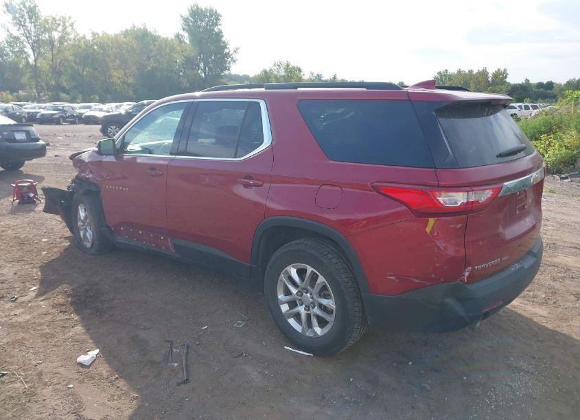 Photo 3 of 2019 Chevrolet Traverse 1LT (VIN 1GNEVGKW1KJ147398)