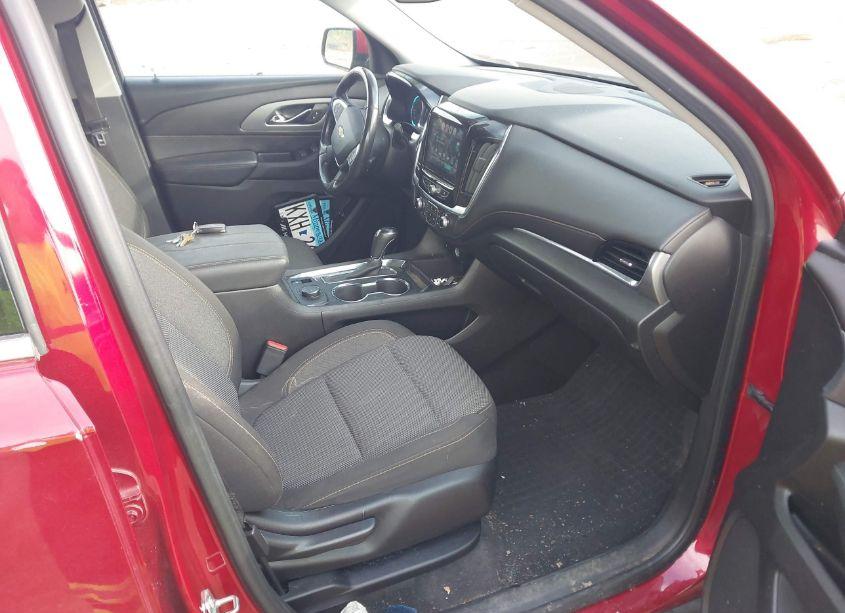 Photo 5 of 2019 Chevrolet Traverse 1LT (VIN 1GNEVGKW1KJ147398)