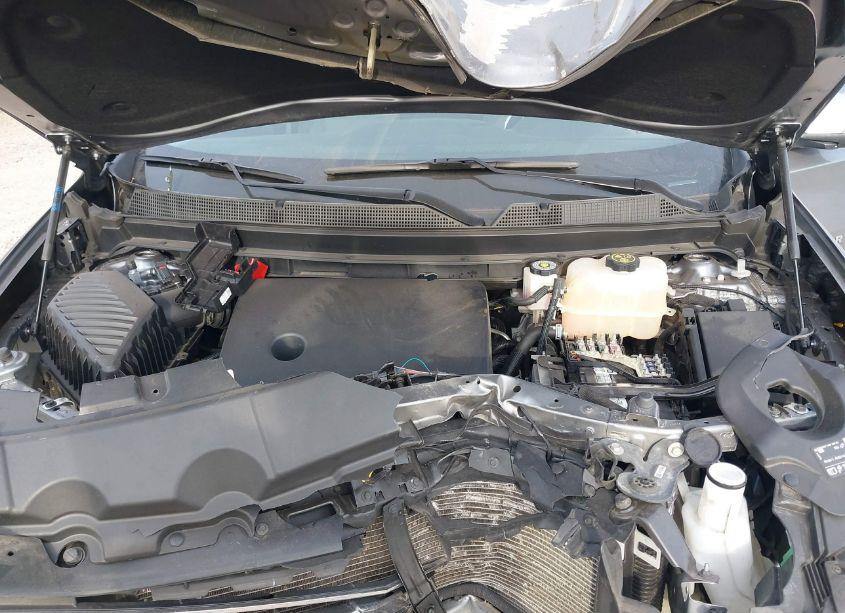 Photo 10 of 2021 Chevrolet Traverse AWD LT CLOTH (VIN 1GNEVGKW1MJ121273)