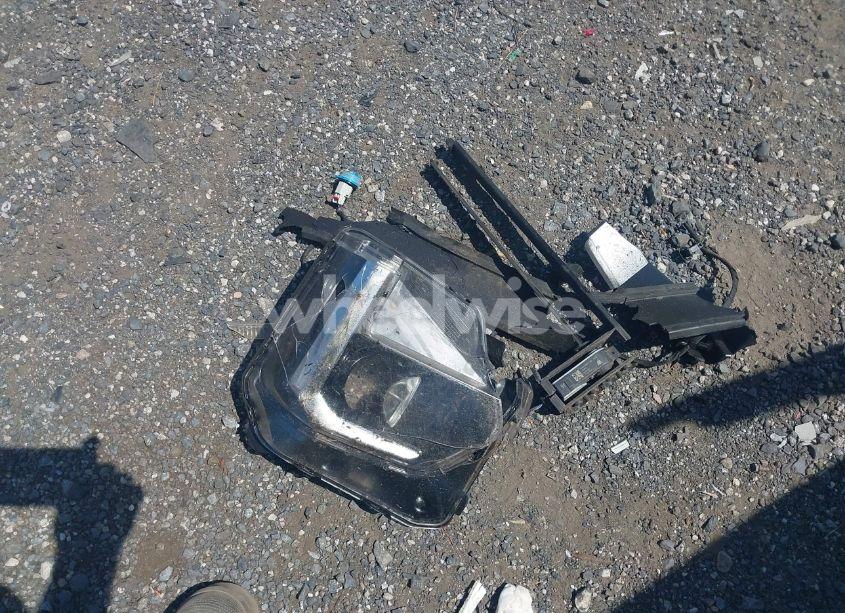 Photo 12 of 2022 Chevrolet Traverse AWD LT CLOTH (VIN 1GNEVGKW1NJ164383)