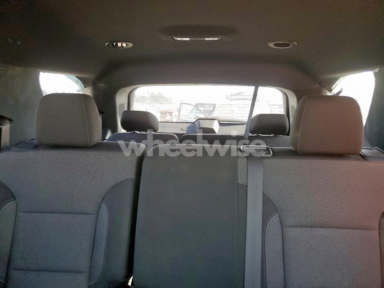 Photo 10 of 2023 CHEVROLET TRAVERSE LT (VIN 1GNEVGKW1PJ145867)