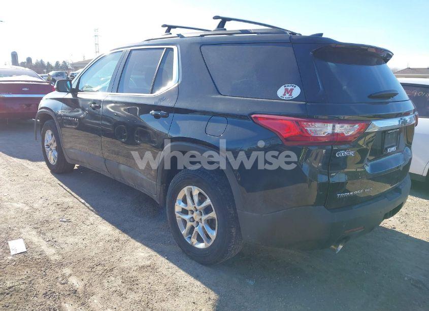 Photo 3 of 2019 Chevrolet Traverse 1LT (VIN 1GNEVGKW2KJ135213)