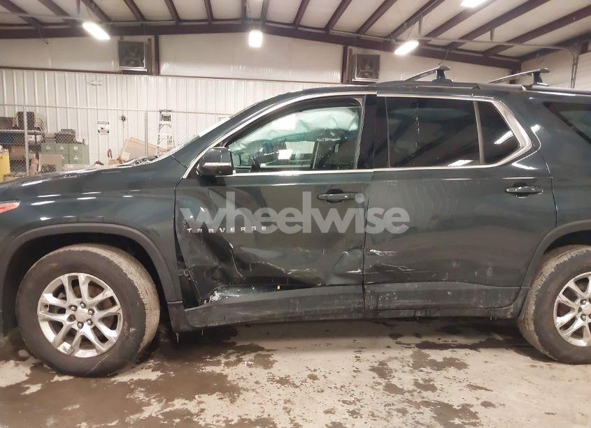 Photo 6 of 2019 Chevrolet Traverse 1LT (VIN 1GNEVGKW2KJ213750)
