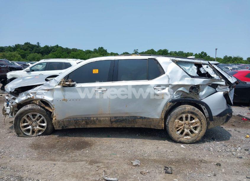 Photo 14 of 2019 Chevrolet Traverse 1LT (VIN 1GNEVGKW2KJ241077)