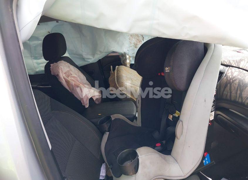 Photo 5 of 2019 Chevrolet Traverse 1LT (VIN 1GNEVGKW2KJ241077)