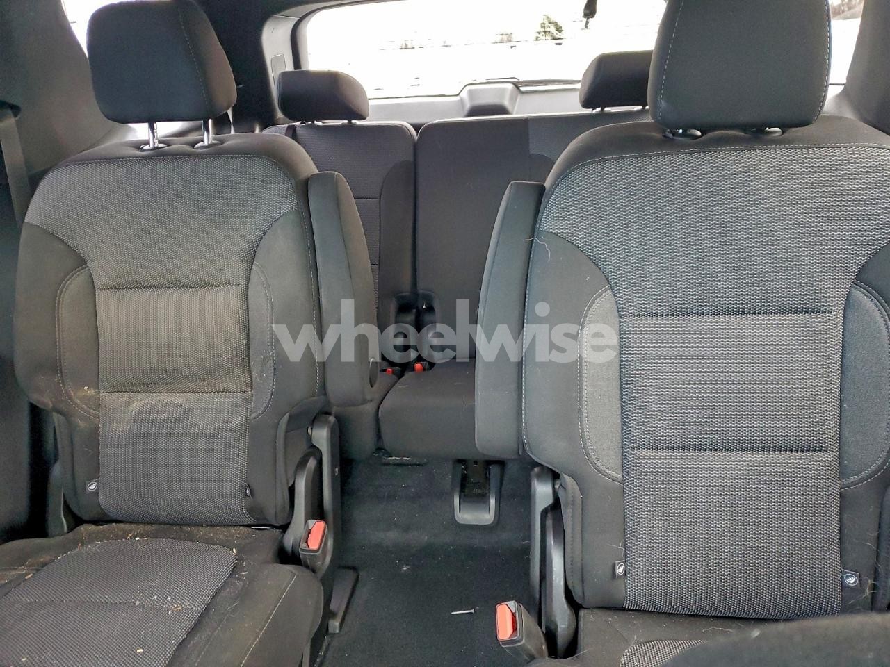 Photo 10 of 2022 CHEVROLET TRAVERSE LT (VIN 1GNEVGKW2NJ115628)