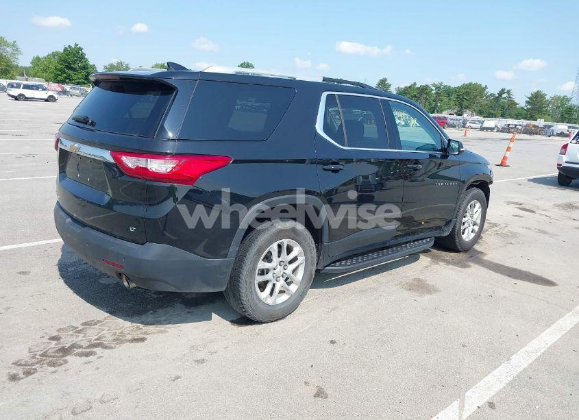Photo 4 of 2018 Chevrolet Traverse 1LT (VIN 1GNEVGKW3JJ239031)