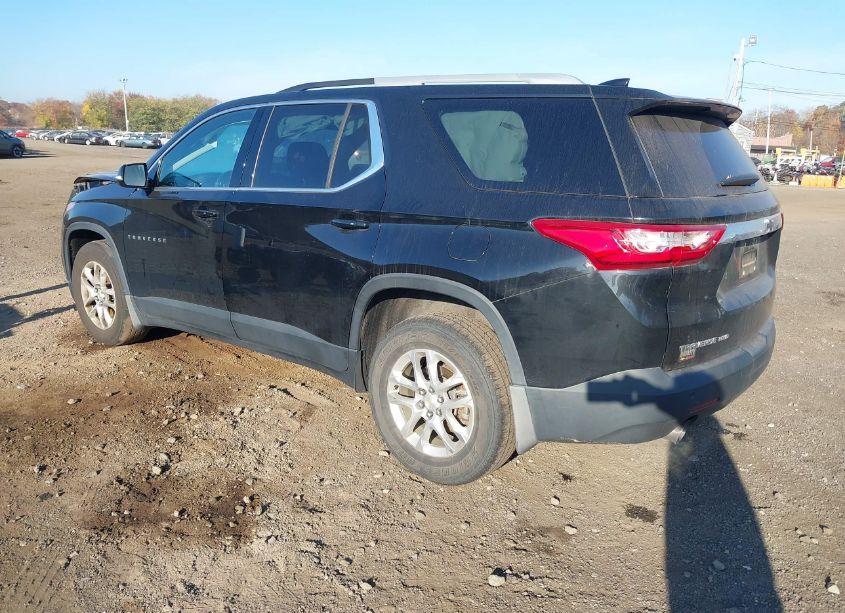 Photo 3 of 2018 Chevrolet Traverse 1LT (VIN 1GNEVGKW3JJ259862)