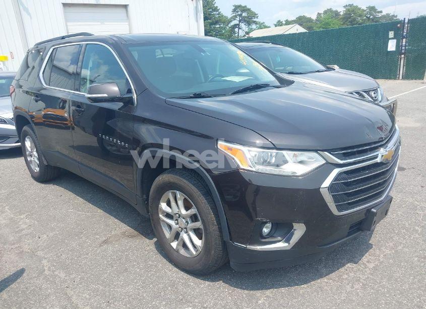 2019 Chevrolet Traverse 1LT (VIN 1GNEVGKW3KJ102804) main photo