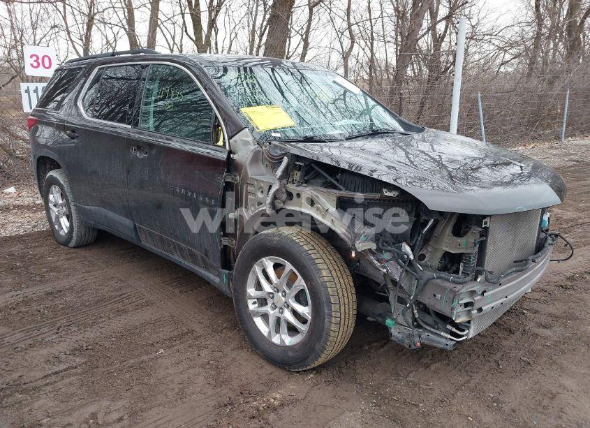 2019 Chevrolet Traverse 1LT (VIN 1GNEVGKW3KJ119845) main photo