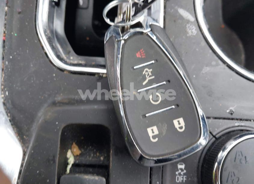 Photo 11 of 2019 Chevrolet Traverse 1LT (VIN 1GNEVGKW3KJ119845)