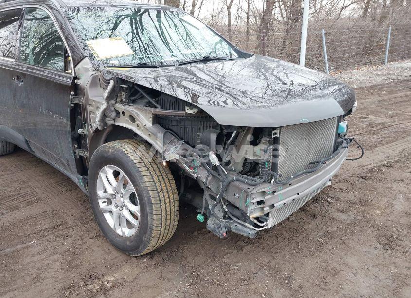 Photo 6 of 2019 Chevrolet Traverse 1LT (VIN 1GNEVGKW3KJ119845)