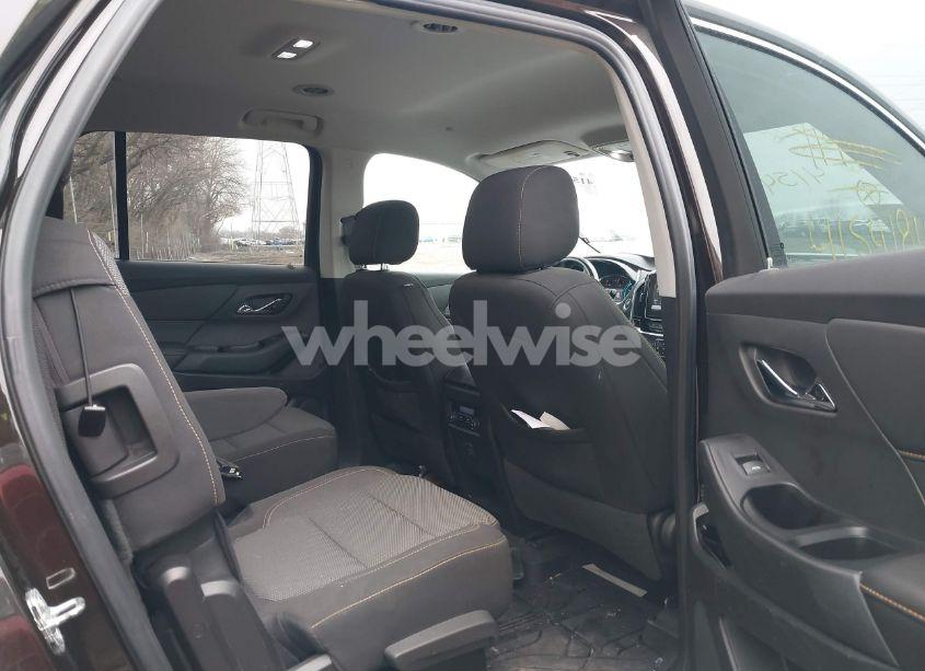 Photo 8 of 2019 Chevrolet Traverse 1LT (VIN 1GNEVGKW3KJ119845)