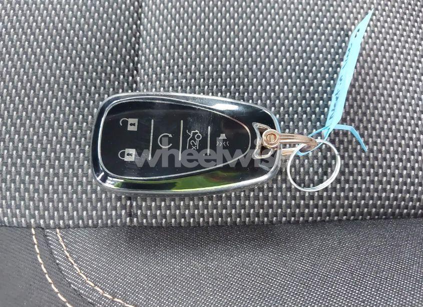 Photo 11 of 2019 Chevrolet Traverse 1LT (VIN 1GNEVGKW3KJ129436)