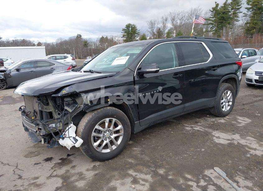 Photo 2 of 2019 Chevrolet Traverse 1LT (VIN 1GNEVGKW3KJ129436)