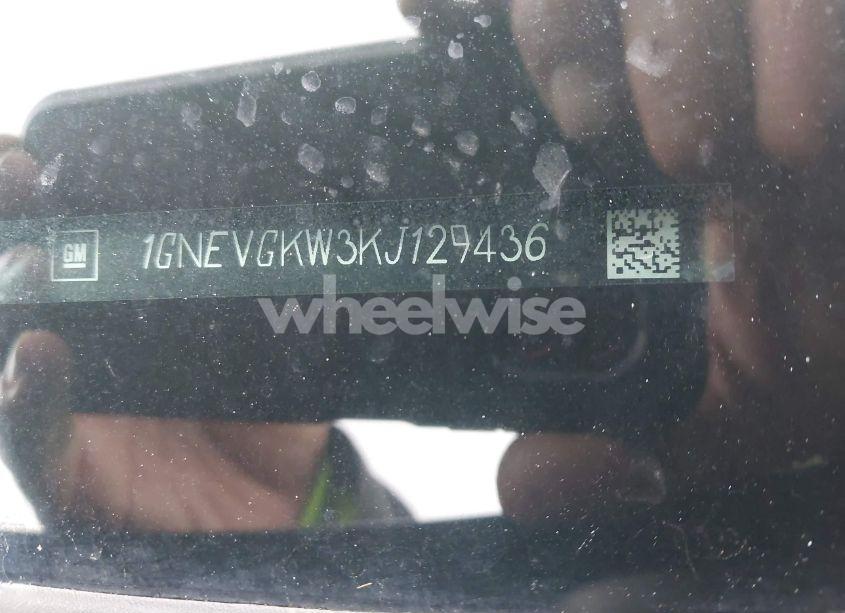 Photo 9 of 2019 Chevrolet Traverse 1LT (VIN 1GNEVGKW3KJ129436)